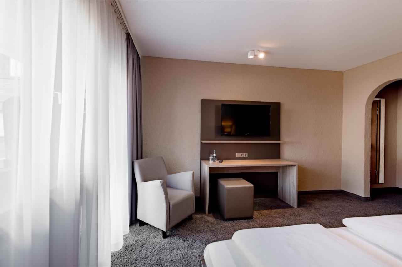 Hotel & Restaurant Becher Donzdorf المظهر الخارجي الصورة