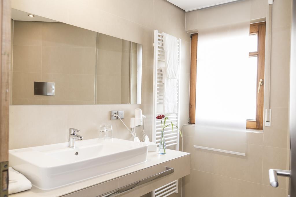 Hotel & Restaurant Becher Donzdorf المظهر الخارجي الصورة